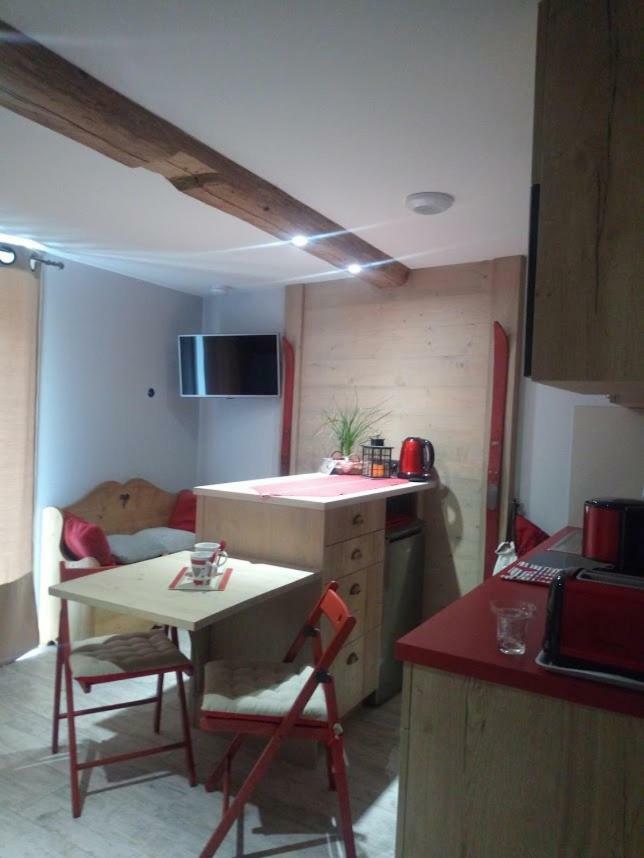 Chalet Zenarcs بور سان موريس المظهر الخارجي الصورة